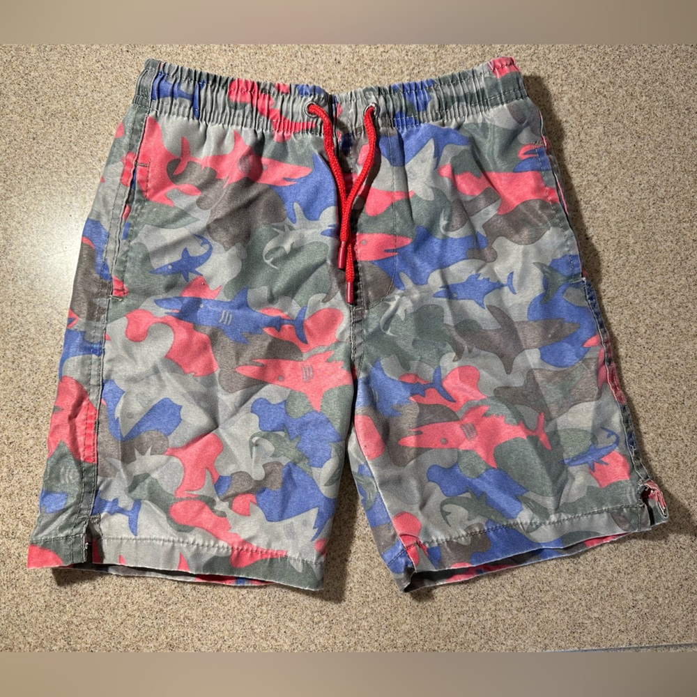 Ingear swim shorts Size: 6/7